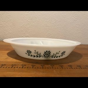 Vintage🍋 Glasbake divided green daisy dish